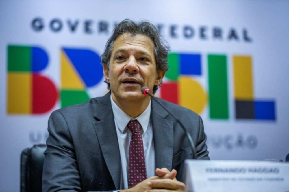 Haddad anuncia R$ 25,9 bilhões em cortes de despesas obrigatórias