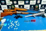 Polícia apreende armas, drogas e munições de facção em Coari