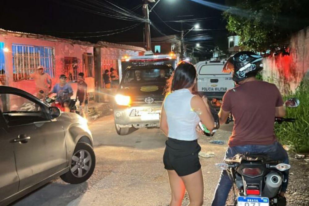 Motociclista morre ap&oacute;s colidir contra muro de resid&ecirc;ncia no bairro Jorge Teixeira