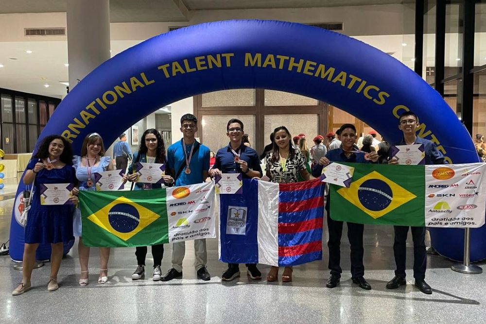 Alunos do Col&eacute;gio Militar da PMAM conquistam medalhas de bronze na Olimp&iacute;ada Internacional de Matem&aacute;tica