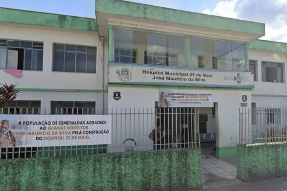 Menina de 9 anos é encontrada morta dentro de casa e médicos suspeitam de dengue hemorrágica Menina de 9 anos é encontrada morta dentro de casa e médicos suspeitam de dengue hemorrágica