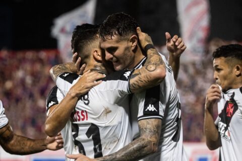 Vasco enfrenta Água Santa em partida válida pela 2ª fase da Copa do Brasil