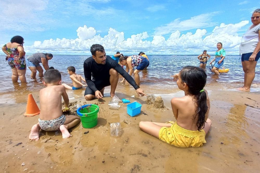 Confira orienta&ccedil;&otilde;es para cuidar de crian&ccedil;as e adolescentes na Praia da Ponta Negra