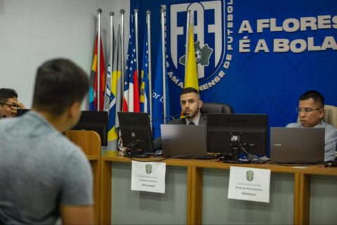 Justiça condena vice-presidente do Manauara por cuspir e ofender árbitro durante jogo do Barezão 2024