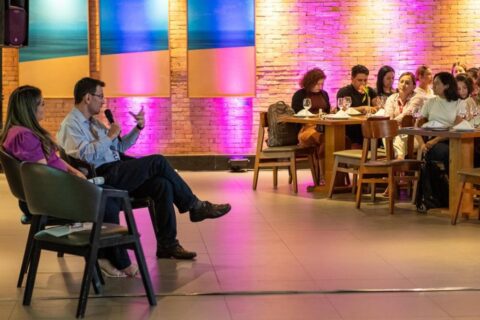 Programa Atem Vida e Saúde reúne especialistas para falar sobre saúde feminina