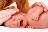 Pais são investigados após bebê de 1 ano ser internado com clavícula quebrada e queimaduras em Manaus