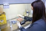 Hemoam adota tecnologia que aumenta precisão de exames de Bacteriologia