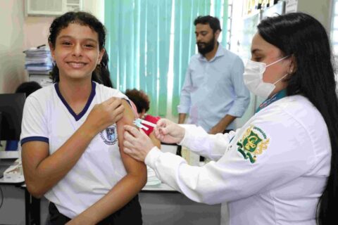 FCecon alerta sobre a importância da vacinação contra o HPV