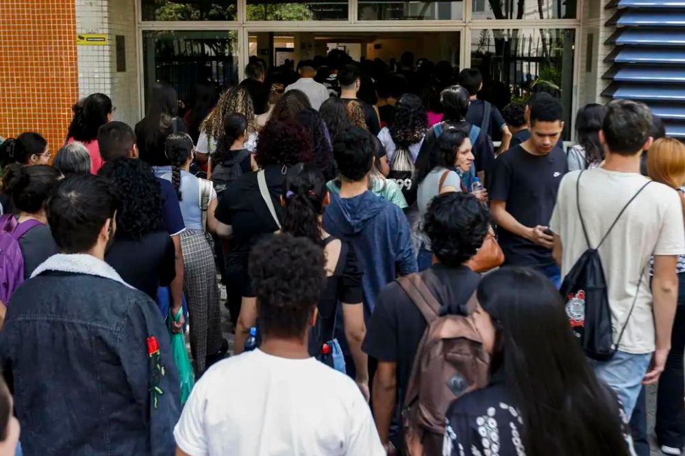 Estudantes podem consultar P&eacute;-de-Meia a partir de quarta-feira