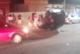 Acidente de carro deixa passageira ferida após veículo capotar no Centro de Manaus