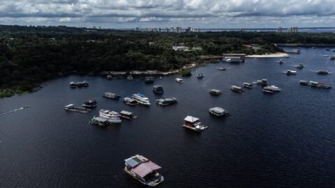 MP protocola recurso contra decisão que barrou retirada de flutuantes em Manaus
