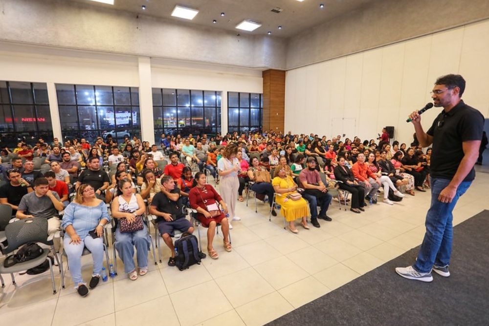 Programa 'English Manaus' conclui atividades presenciais com participa&ccedil;&atilde;o de 800 alunos