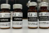 Inmetro desenvolve material de referência para identificar drogas apreendidas no Brasil