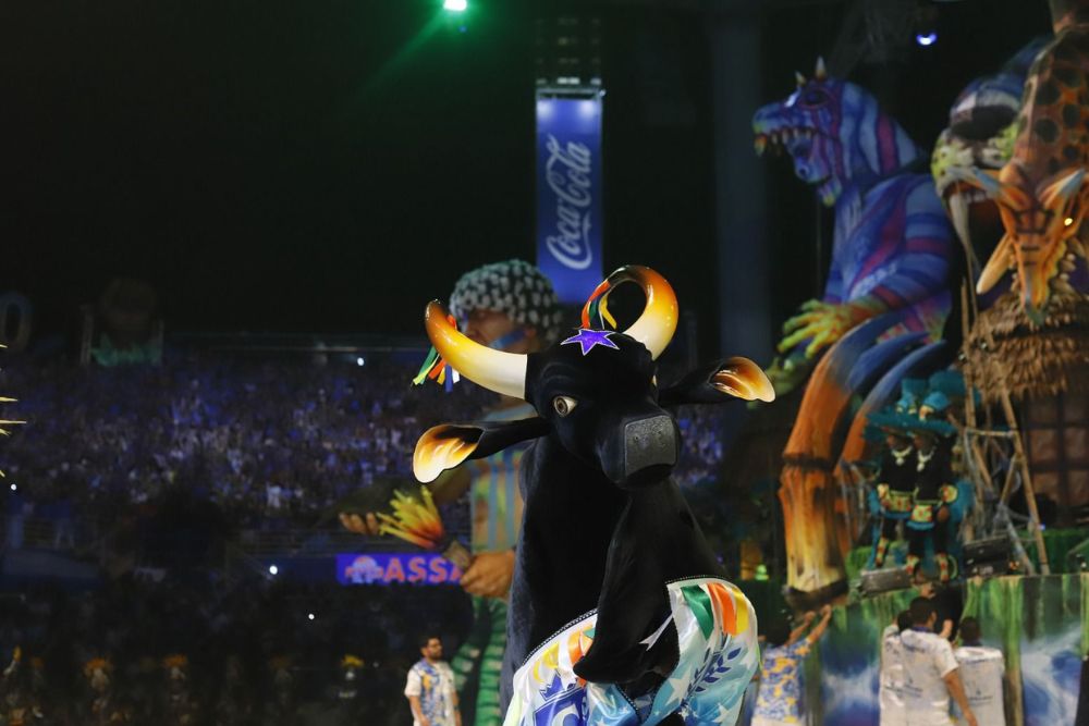 Boi Caprichoso intensifica preparativos para o 57° Festival de Parintins Boi Caprichoso intensifica preparativos para o 57° Festival de Parintins