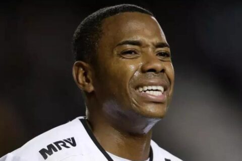 STJ nega recurso da defesa e mantém prisão de Robinho por estupro