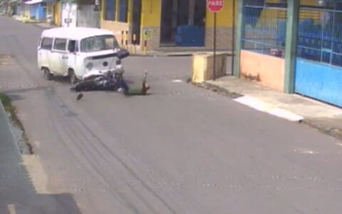 Motociclista morre após colidir contra Kombi no bairro Cidade Nova