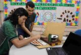 Escola do Amazonas desenvolve teclado musical adaptado para alunos com deficiência auditiva, visual e intelectual
