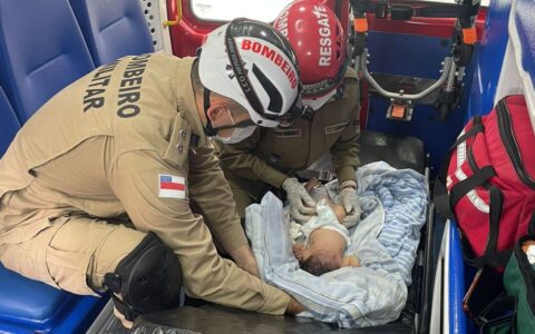 Bombeiros resgatam bebê abandonado dentro de caixa de papelão no bairro Cidade de Deus