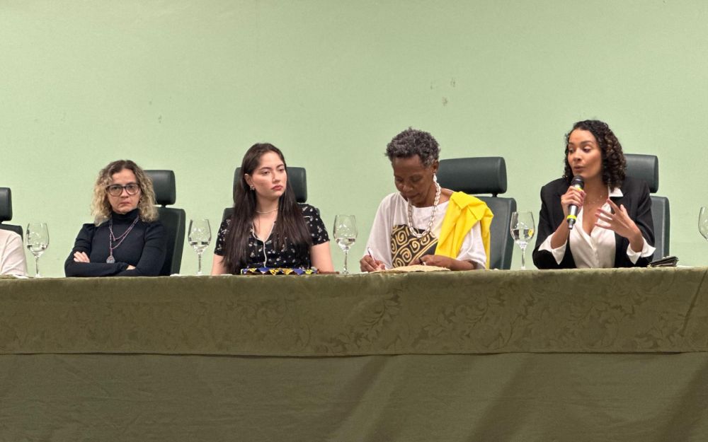 DPE-AM participa de encontro sobre a integração do Amazonas ao Sistema Nacional de Promoção da Igualdade Racial DPE-AM participa de encontro sobre a integração do Amazonas ao Sistema Nacional de Promoção da Igualdade Racial