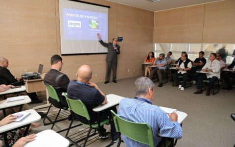 Ex-presidente do IRB apresenta ao TCE-AM novo medidor de gestão dos municípios
