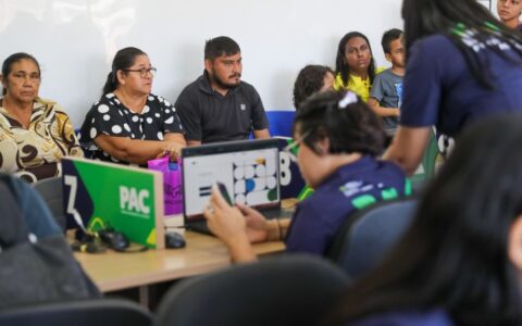 Moradores do município de Careiro destacam importância dos serviços do PAC móvel