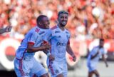 Flamengo marca no fim e vence Atlético-GO na estreia do Brasileirão
