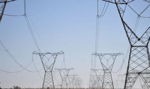 Governo abre consulta pública para definir orçamento do 'Luz para Todos' em 2025