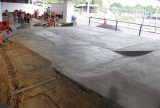 Nova pista de skate é construída embaixo do viaduto do Manoa