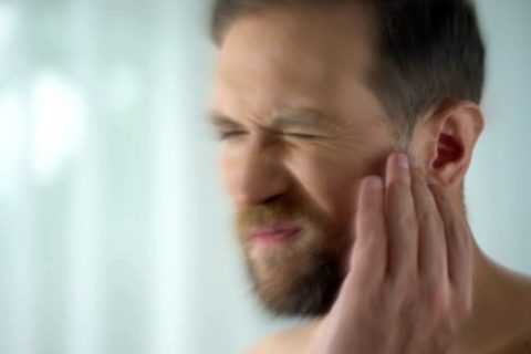 Dia Mundial de Combate à Meningite: Especialista alerta sobre sintomas da doença