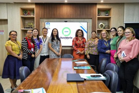 TCE-AM apresenta programa ‘Aluno Ouvidor’ para coordenação da Seduc