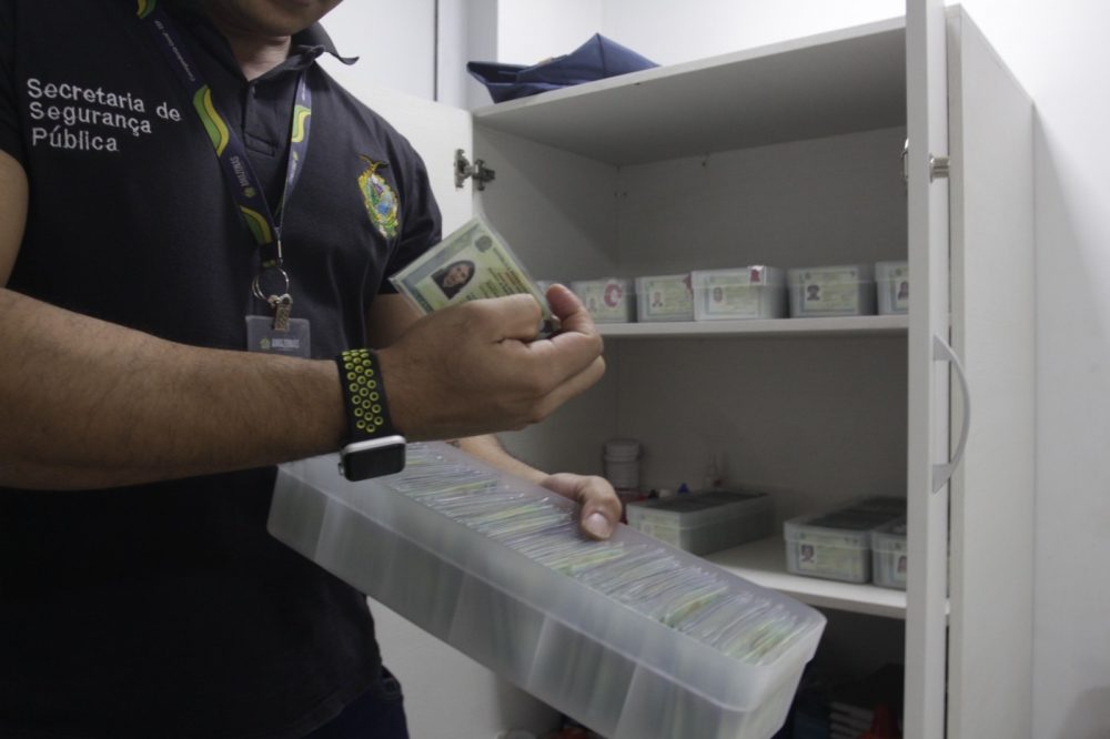 Mais de 300 Carteiras de Identidade Nacional são entregues nos PACs de Manaus Mais de 300 Carteiras de Identidade Nacional são entregues nos PACs de Manaus