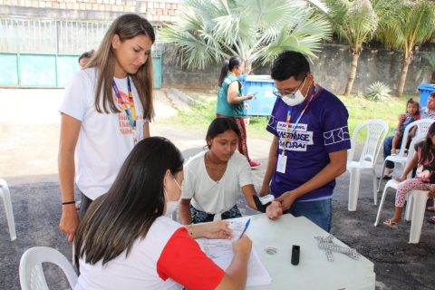 Semasc promove ação de saúde para indígenas venezuelanos atendidos por serviço de acolhimento