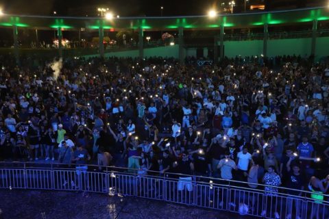 Festa do Trabalhador reúne mais de 10 mil pessoas na Ponta Negra