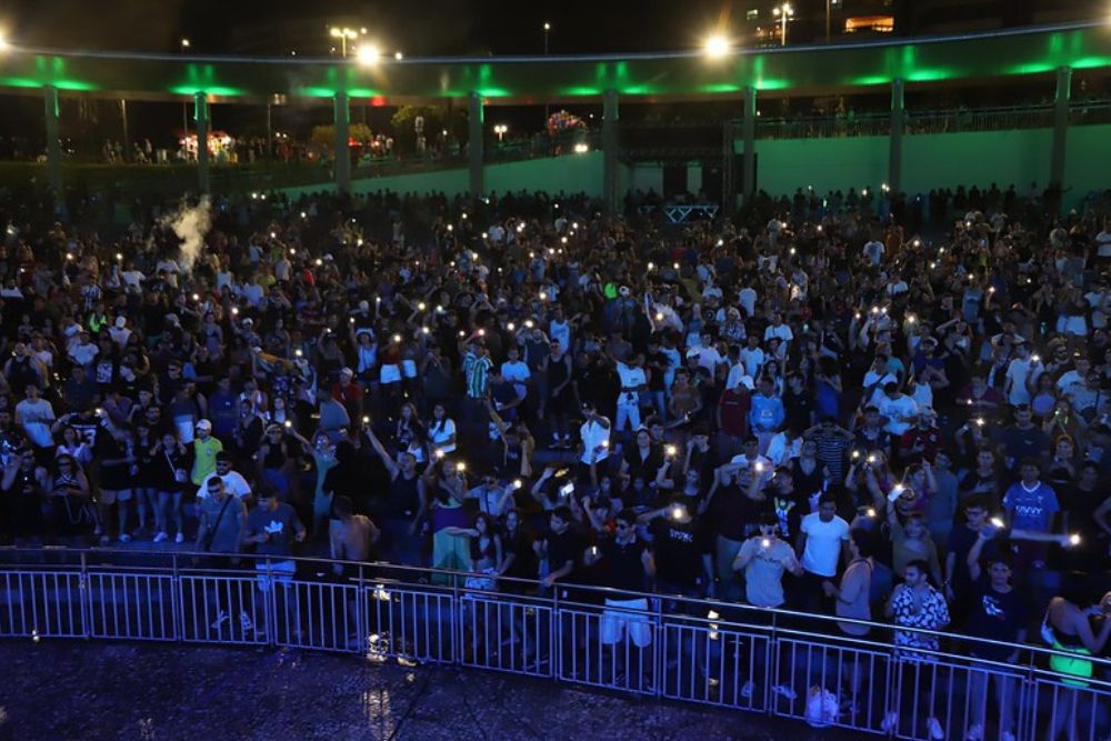 Festa do Trabalhador reúne mais de 10 mil pessoas na Ponta Negra Festa do Trabalhador reúne mais de 10 mil pessoas na Ponta Negra