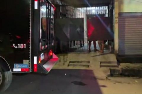 Homem morre após ser agredido com paulada na cabeça no bairro Manoa