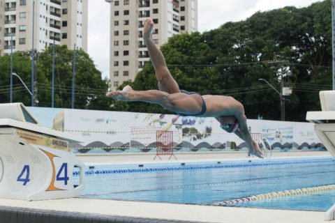 Atleta de natação amazonense participa de Seletiva Olímpica no Rio de Janeiro