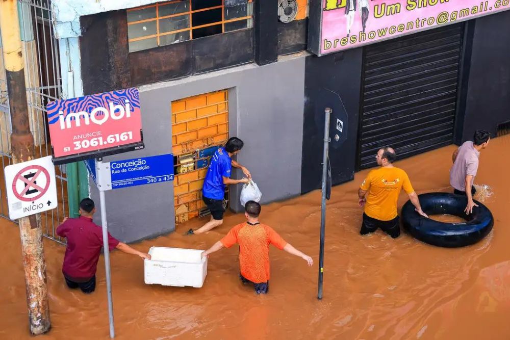Chuva afeta mais de 2 milhões de pessoas no Rio Grande do Sul Chuva afeta mais de 2 milhões de pessoas no Rio Grande do Sul