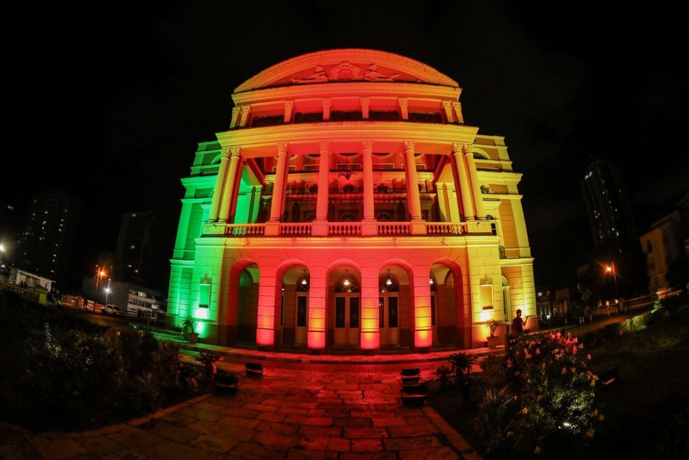 Amazonas promove show beneficente para arrecadar suprimentos às vítimas do Rio Grande do Sul Amazonas promove show beneficente para arrecadar suprimentos às vítimas do Rio Grande do Sul