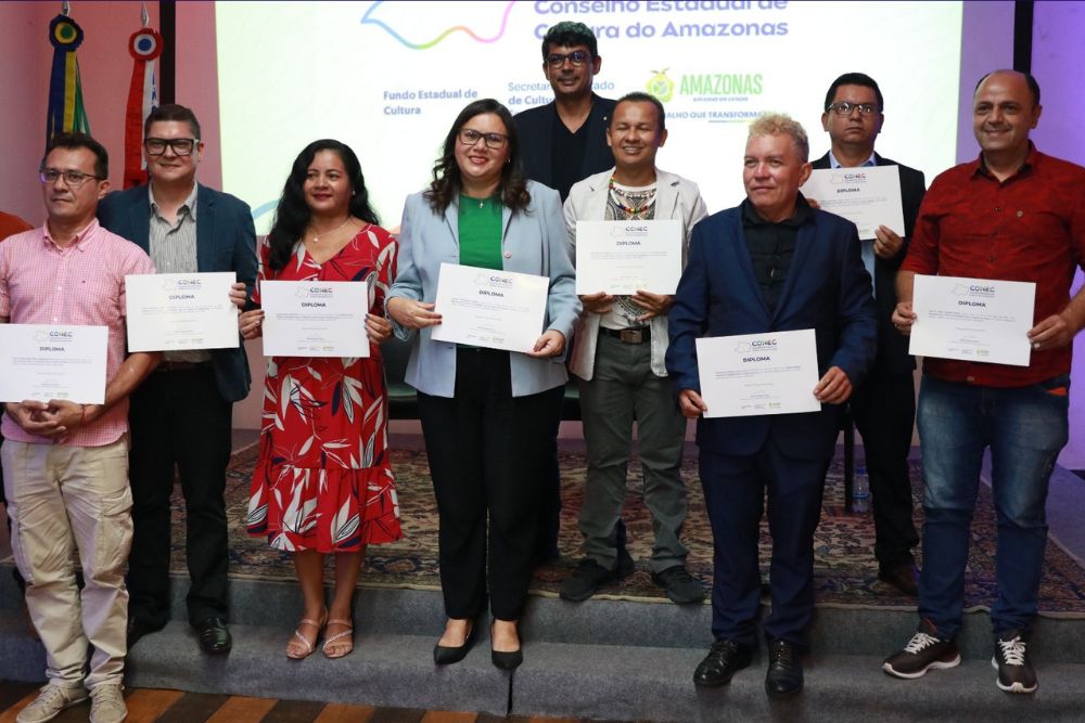 Novos membros do Conselho Estadual de Cultura tomam posse no Palacete Provincial Novos membros do Conselho Estadual de Cultura tomam posse no Palacete Provincial
