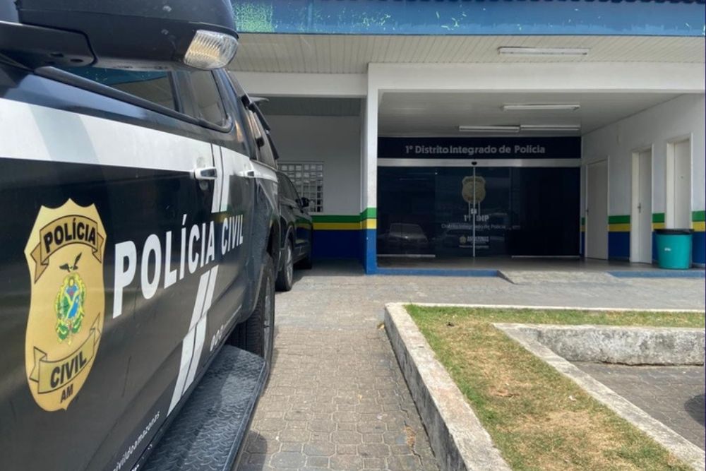 Mulher trans &eacute; presa ap&oacute;s tentar embarcar com 6 tabletes de maconha no aeroporto de Manaus