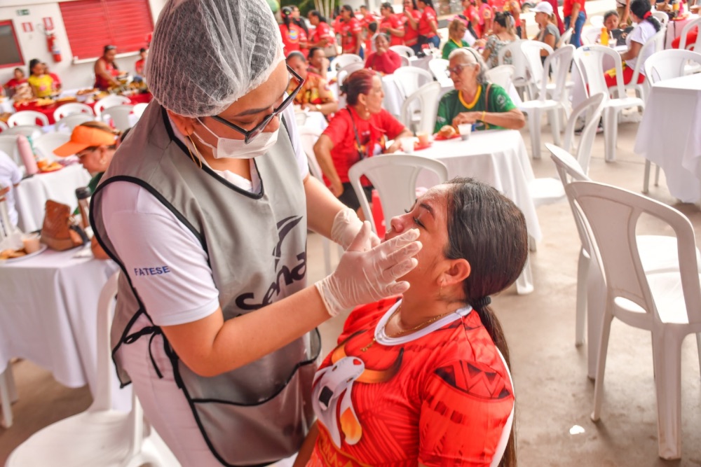 Boi Garantido homenageia m&atilde;es no Curral Lindolfo Monteverde