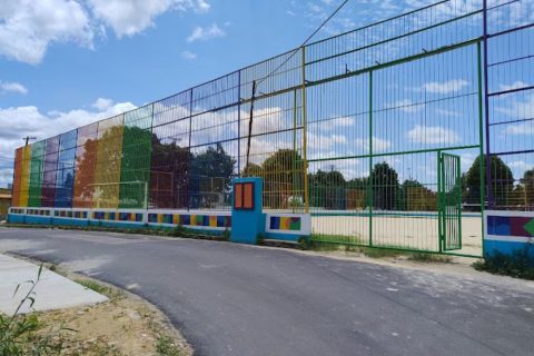 David Almeida entrega campo reformado no núcleo 8 do bairro Cidade Nova
