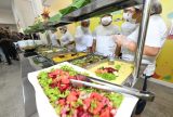 Programa 'Manaus sem Fome' serviu mais de 2,2 milhões de refeições à população em risco social