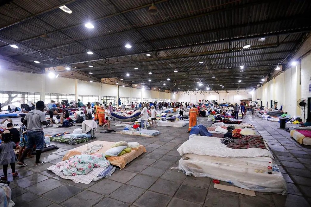 Governo comprará quase 2 mil imóveis para desabrigados no RS Governo comprará quase 2 mil imóveis para desabrigados no RS