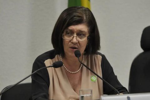 Comitê da Petrobras aprova indicação de Magda Chambriard para presidência da estatal