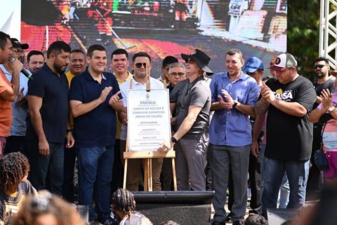 David Almeida realiza entrega de novo complexo esportivo ‘Arena Valzão’