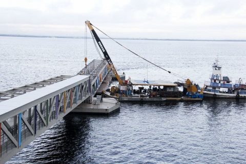 Segunda ponte do píer turístico chega ao mirante Lúcia Almeida nesta sexta (17)