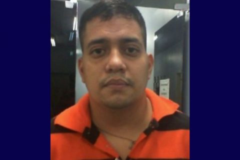 Suspeito de aplicar golpes de estelionato se passando por técnico de informática é procurado em Manaus