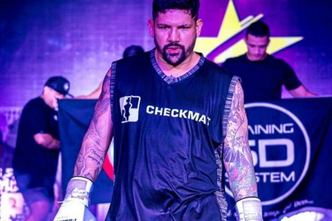 Lutador de MMA é preso por agredir, injuriar e ameaçar de morte a ex-namorada em Manaus