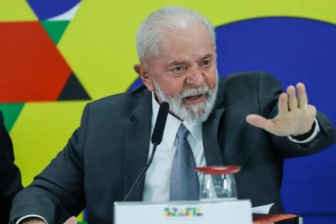 Lula sanciona lei que garante sigilo da vítima de violência doméstica